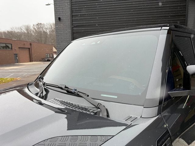 2023 Land Rover Defender 110 V8 AWD - 22931175 - 9