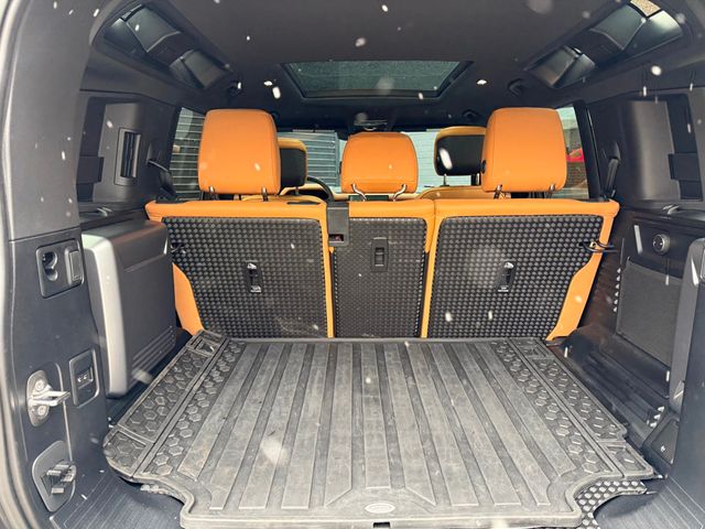 2023 Land Rover Defender 110 V8 AWD - 22931175 - 33