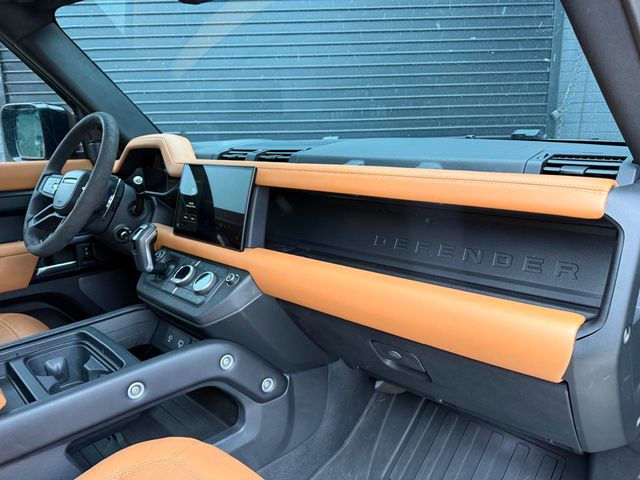 2023 Land Rover Defender 110 V8 AWD - 22931175 - 41
