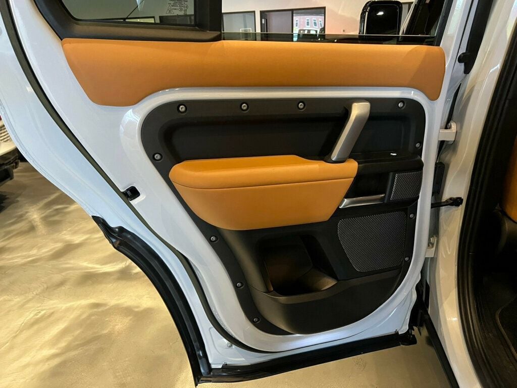 2023 Land Rover Defender 110/V8/AWD/PanoRoof/14WayHtd&CldSeats/360Cam/AdapCruise/NAV - 22919212 - 24