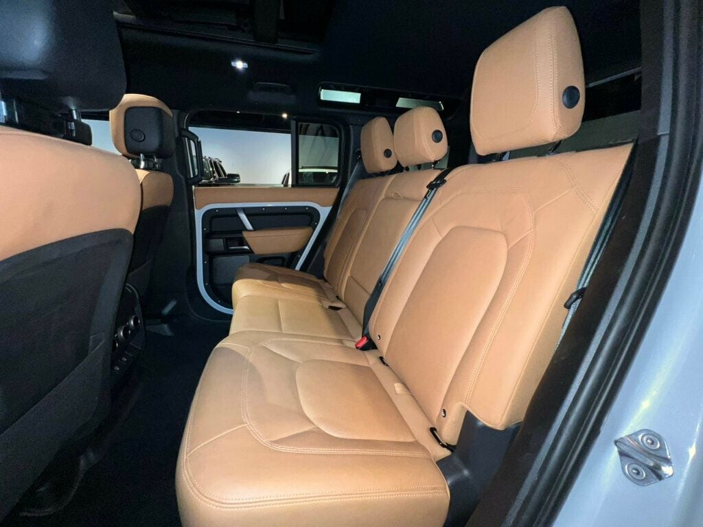 2023 Land Rover Defender 110/V8/AWD/PanoRoof/14WayHtd&CldSeats/360Cam/AdapCruise/NAV - 22919212 - 26