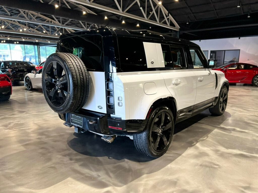 2023 Land Rover Defender 110/V8/AWD/PanoRoof/14WayHtd&CldSeats/360Cam/AdapCruise/NAV - 22919212 - 4