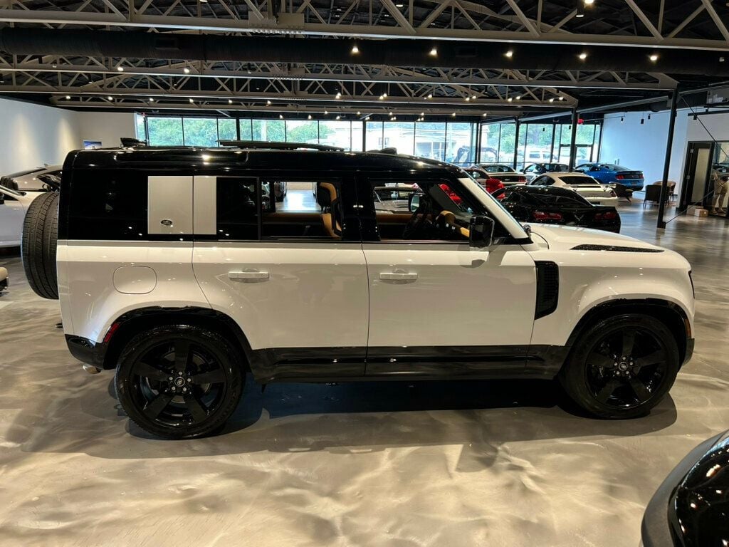2023 Land Rover Defender 110/V8/AWD/PanoRoof/14WayHtd&CldSeats/360Cam/AdapCruise/NAV - 22919212 - 5
