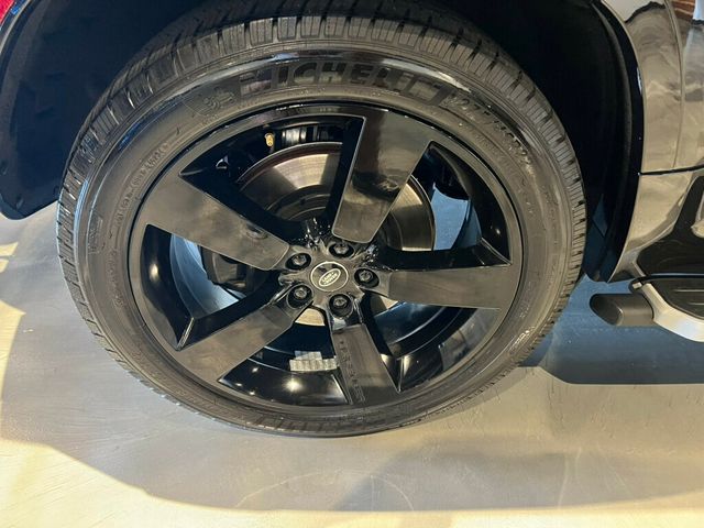 2023 Land Rover Defender 110/V8/BlackExtendedPkg/14WayHtd&CldSeats/PanoRoof/AdapCruise - 22934239 - 11