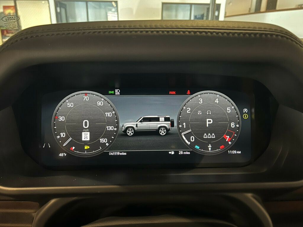 2023 Land Rover Defender 110/V8/BlackExtendedPkg/14WayHtd&CldSeats/PanoRoof/AdapCruise - 22934239 - 17