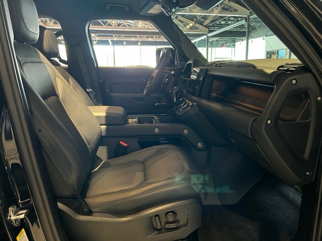 2023 Land Rover Defender 110/V8/BlackExtendedPkg/14WayHtd&CldSeats/PanoRoof/AdapCruise - 22934239 - 29