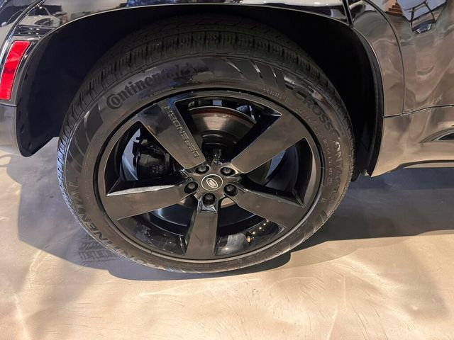 2023 Land Rover Defender 110/V8Supercharged/14WayHtd&CldSeats/MeridianSound/PanoRoof/NAV - 23021194 - 12