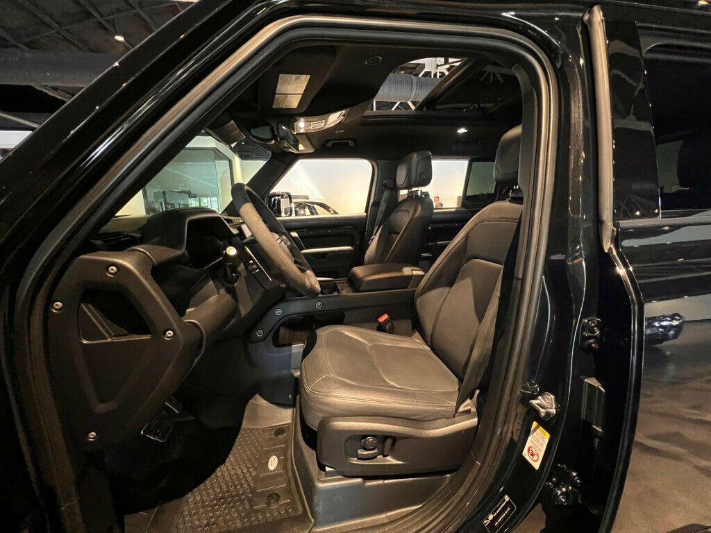 2023 Land Rover Defender 110/V8Supercharged/14WayHtd&CldSeats/MeridianSound/PanoRoof/NAV - 23021194 - 17