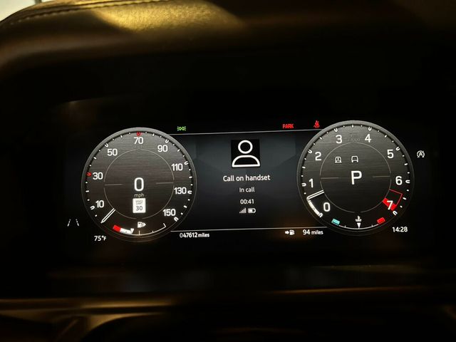 2023 Land Rover Defender 110/V8Supercharged/14WayHtd&CldSeats/MeridianSound/PanoRoof/NAV - 23021194 - 19