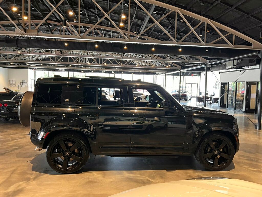 2023 Land Rover Defender 110/V8Supercharged/14WayHtd&CldSeats/MeridianSound/PanoRoof/NAV - 23021194 - 6