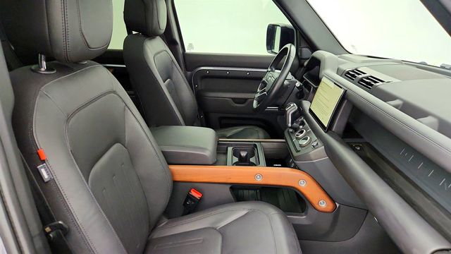 2023 Land Rover Defender 110 X AWD - 22973009 - 25