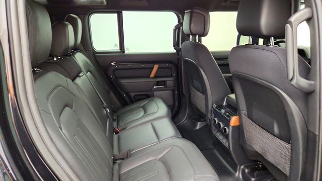 2023 Land Rover Defender 110 X AWD w/ Explorer Pack, Extended Black Ext. & Towing Pack - 23085898 - 23