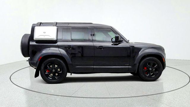 2023 Land Rover Defender 110 X AWD w/ Explorer Pack, Extended Black Ext. & Towing Pack - 23085898 - 3
