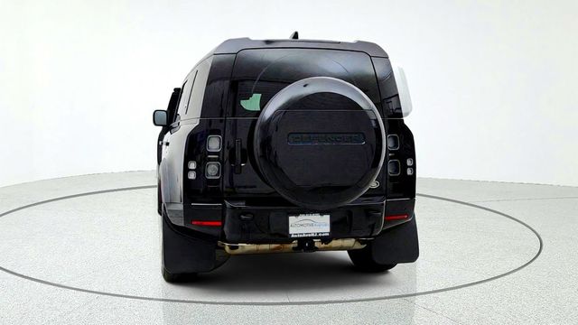 2023 Land Rover Defender 110 X AWD w/ Explorer Pack, Extended Black Ext. & Towing Pack - 23085898 - 5