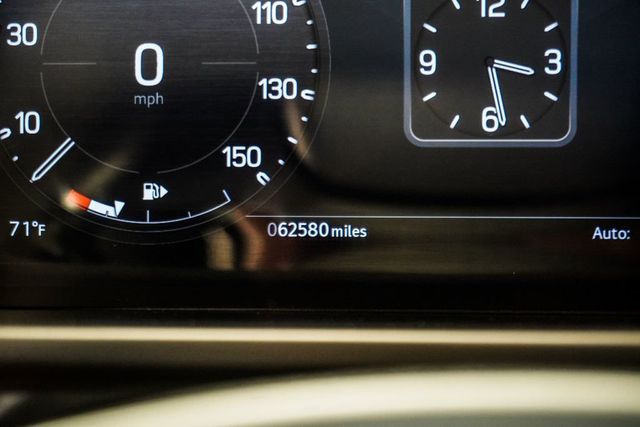 2023 Land Rover Defender 110 X-Dynamic SE AWD - 23004762 - 33