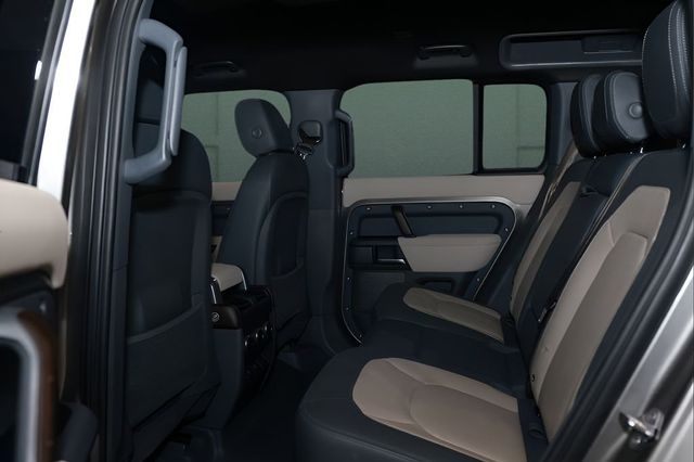 2023 Land Rover Defender 110 X-Dynamic SE AWD - 22980242 - 11