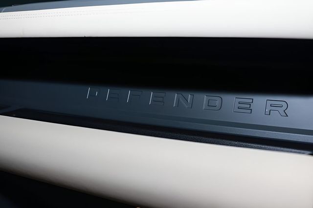 2023 Land Rover Defender 110 X-Dynamic SE AWD - 22980242 - 21