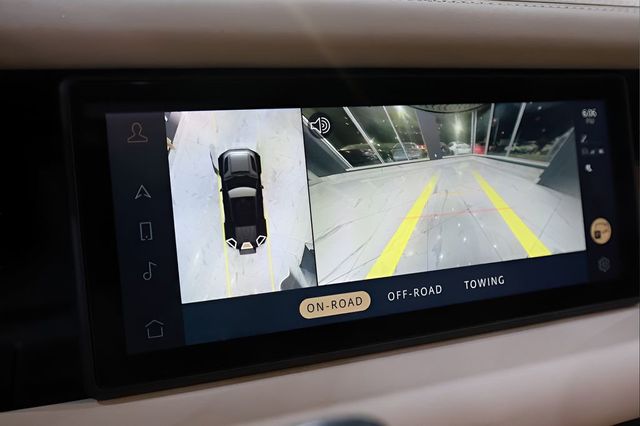 2023 Land Rover Defender 110 X-Dynamic SE AWD - 22980242 - 34