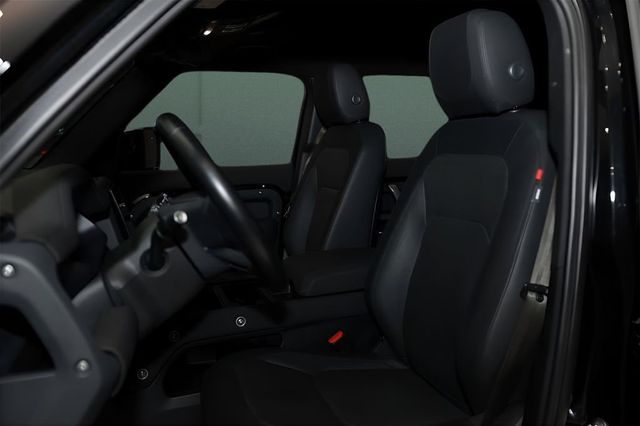 2023 Land Rover Defender 110 X-Dynamic SE AWD - 22980300 - 1