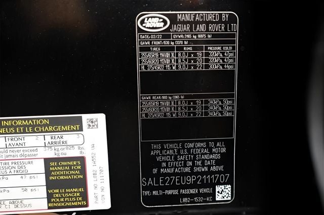 2023 Land Rover Defender 110 X-Dynamic SE AWD - 22980300 - 30