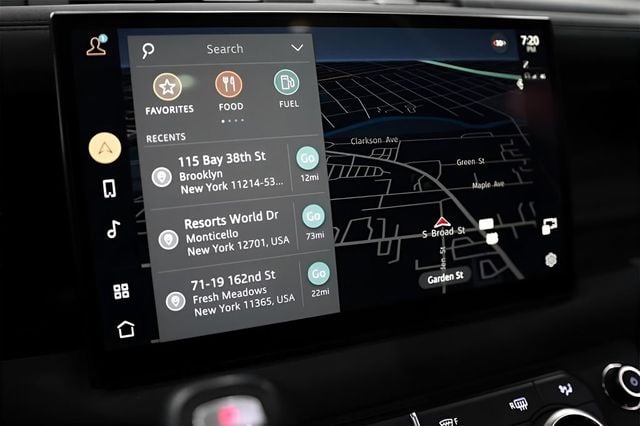 2023 Land Rover Defender 110 X-Dynamic SE AWD - 22980300 - 36