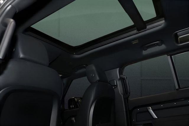 2023 Land Rover Defender 110 X-Dynamic SE AWD - 22980300 - 39