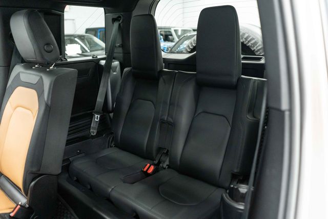 2023 Land Rover Defender 110 X-Dynamic SE AWD - 23024260 - 18