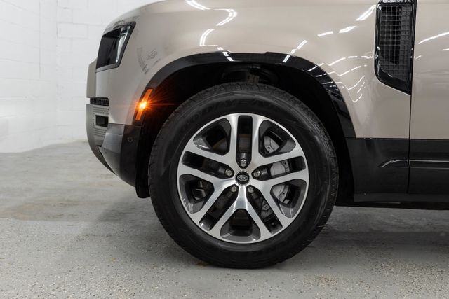 2023 Land Rover Defender 110 X-Dynamic SE AWD - 23024260 - 37