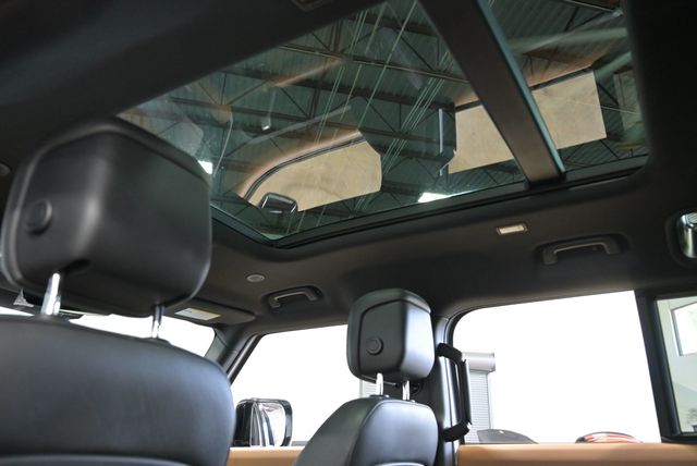 2023 Land Rover Defender 110 X-Dynamic SE AWD - 23004943 - 30