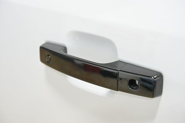 2023 Land Rover Defender 110 X-Dynamic SE AWD - 23004943 - 8