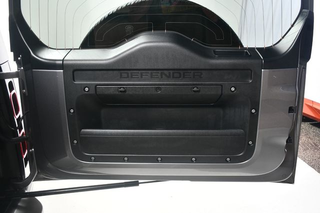 2023 Land Rover Defender 110 X-Dynamic SE AWD - 22923830 - 25