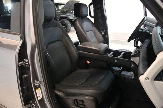 2023 Land Rover Defender 110 X-Dynamic SE AWD - 22923830 - 29