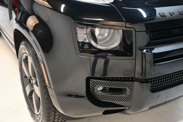 2023 Land Rover Defender 110 X-Dynamic SE AWD - 22971718 - 10