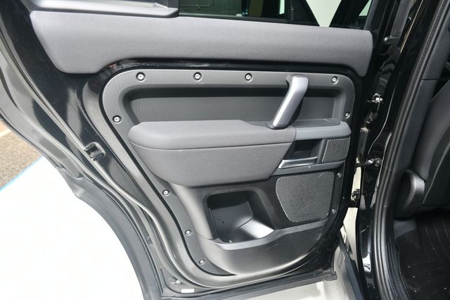 2023 Land Rover Defender 110 X-Dynamic SE AWD - 22971718 - 23