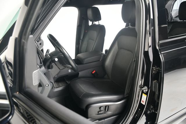 2023 Land Rover Defender 110 X-Dynamic SE AWD - 22971718 - 29