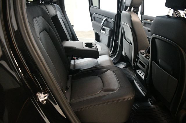 2023 Land Rover Defender 110 X-Dynamic SE AWD - 22971718 - 35