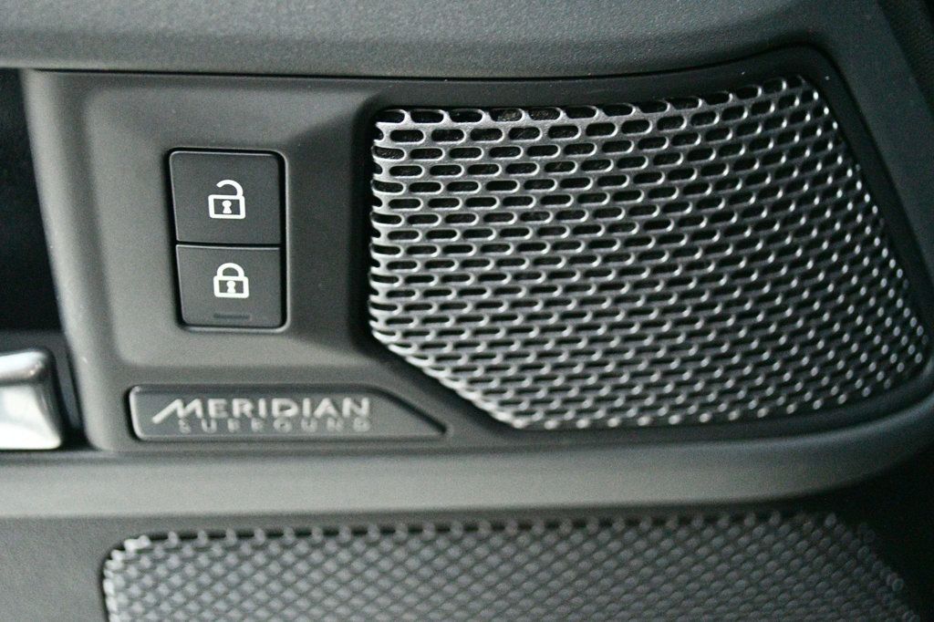 2023 Land Rover Defender 110 X-Dynamic SE AWD - 22971718 - 59