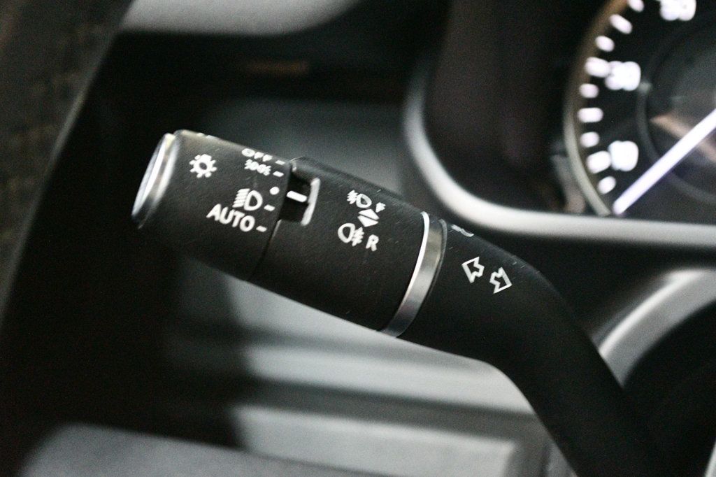 2023 Land Rover Defender 110 X-Dynamic SE AWD - 22971718 - 61