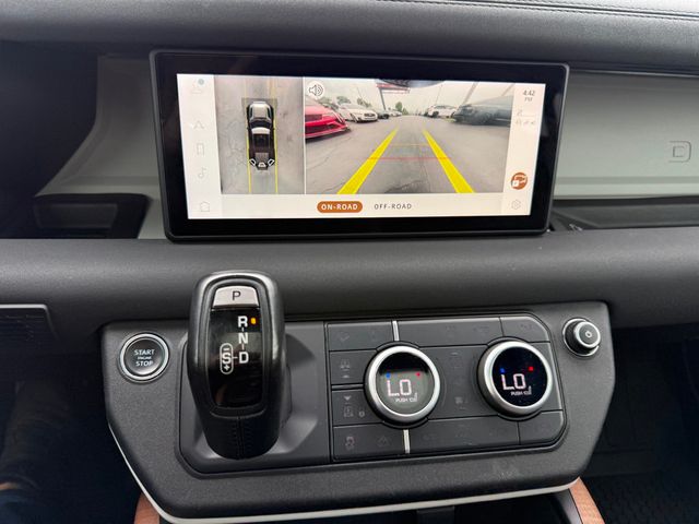 2023 Land Rover Defender **110 X-DYNAMIC SE AWD**7 PASSENGERS** - 23009824 - 17