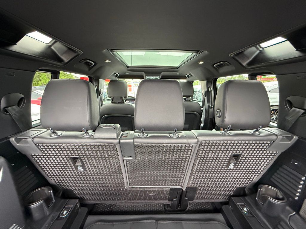 2023 Land Rover Defender **110 X-DYNAMIC SE AWD**7 PASSENGERS** - 23009824 - 28