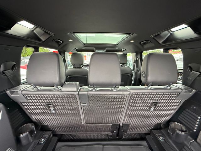 2023 Land Rover Defender **110 X-DYNAMIC SE AWD**7 PASSENGERS** - 23009824 - 28