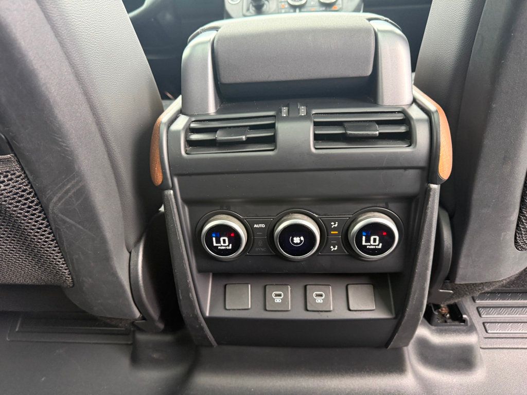 2023 Land Rover Defender **110 X-DYNAMIC SE AWD**7 PASSENGERS** - 23009824 - 30