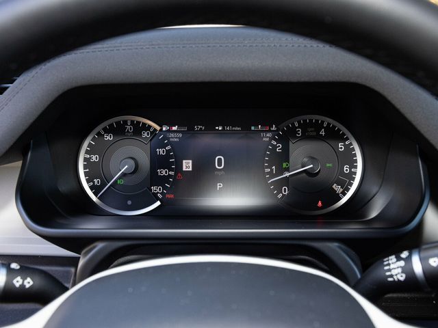 2023 Land Rover Defender 110 X-Dynamic SE AWD, Cold Climate Pack, Extend. Black, Hitch - 22951878 - 34