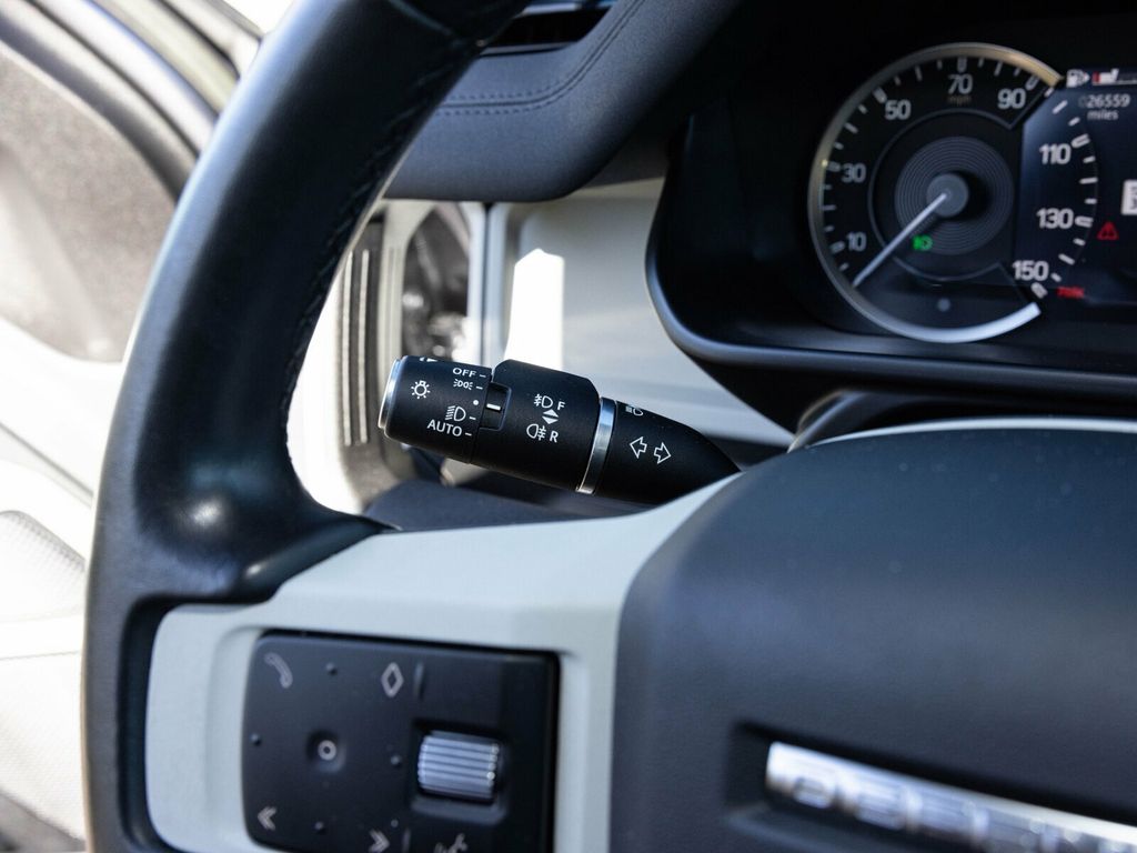 2023 Land Rover Defender 110 X-Dynamic SE AWD, Cold Climate Pack, Extend. Black, Hitch - 22951878 - 39