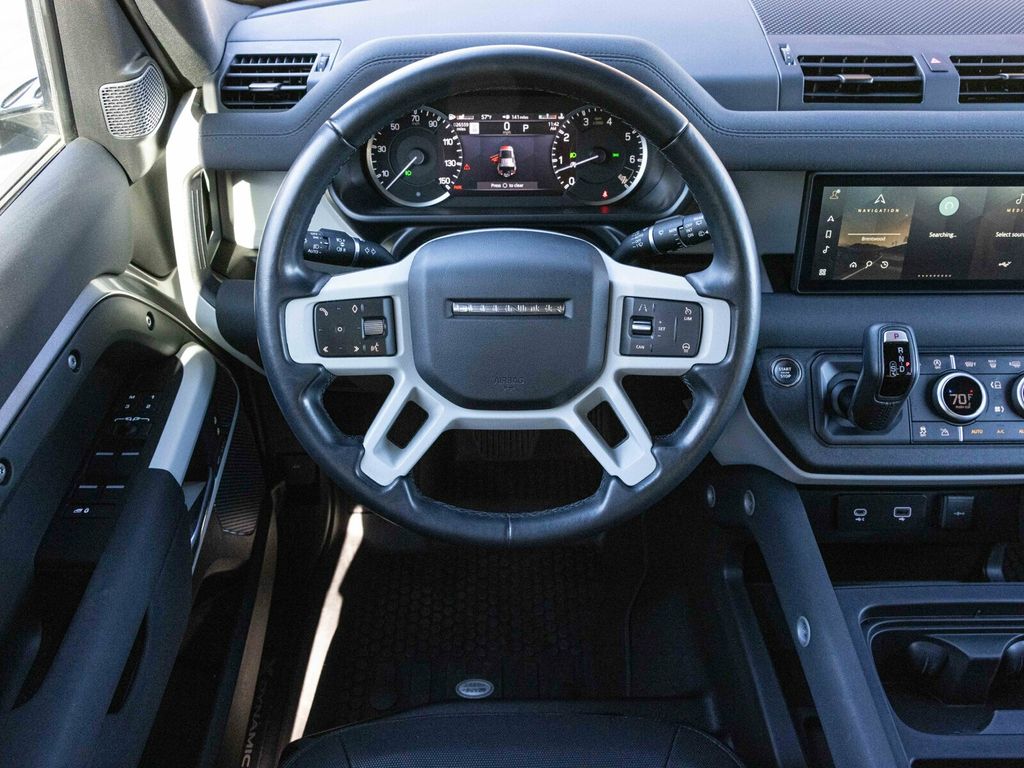 2023 Land Rover Defender 110 X-Dynamic SE AWD, Cold Climate Pack, Extend. Black, Hitch - 22951878 - 46