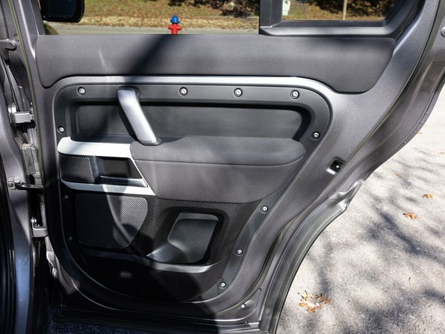 2023 Land Rover Defender 110 X-Dynamic SE AWD, Cold Climate Pack, Extend. Black, Hitch - 22951878 - 59