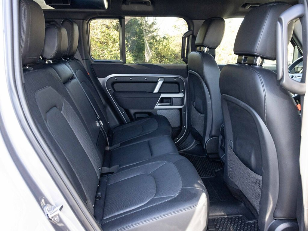 2023 Land Rover Defender 110 X-Dynamic SE AWD, Cold Climate Pack, Extend. Black, Hitch - 22951878 - 61