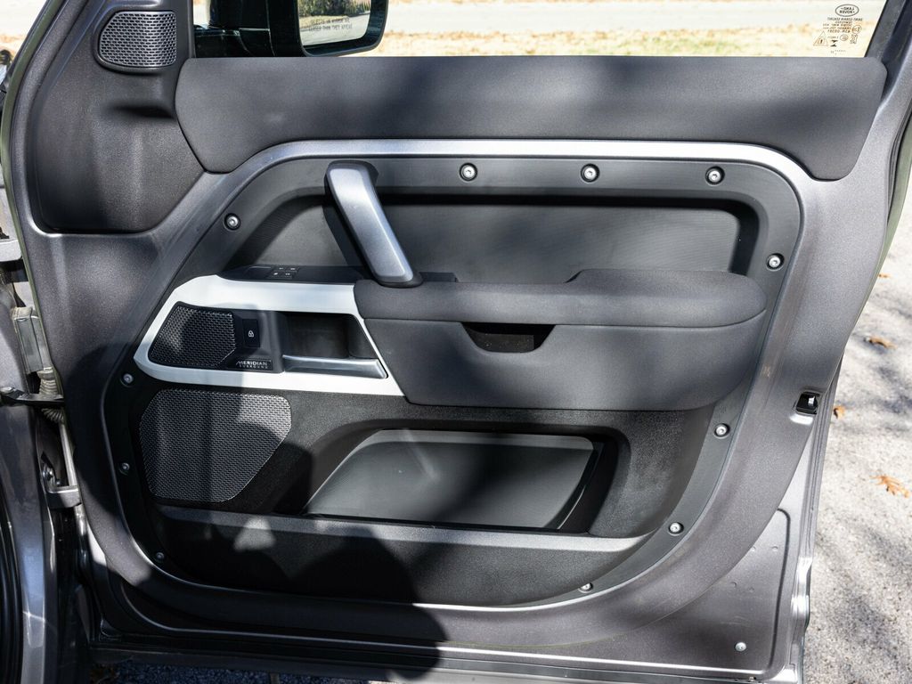 2023 Land Rover Defender 110 X-Dynamic SE AWD, Cold Climate Pack, Extend. Black, Hitch - 22951878 - 62