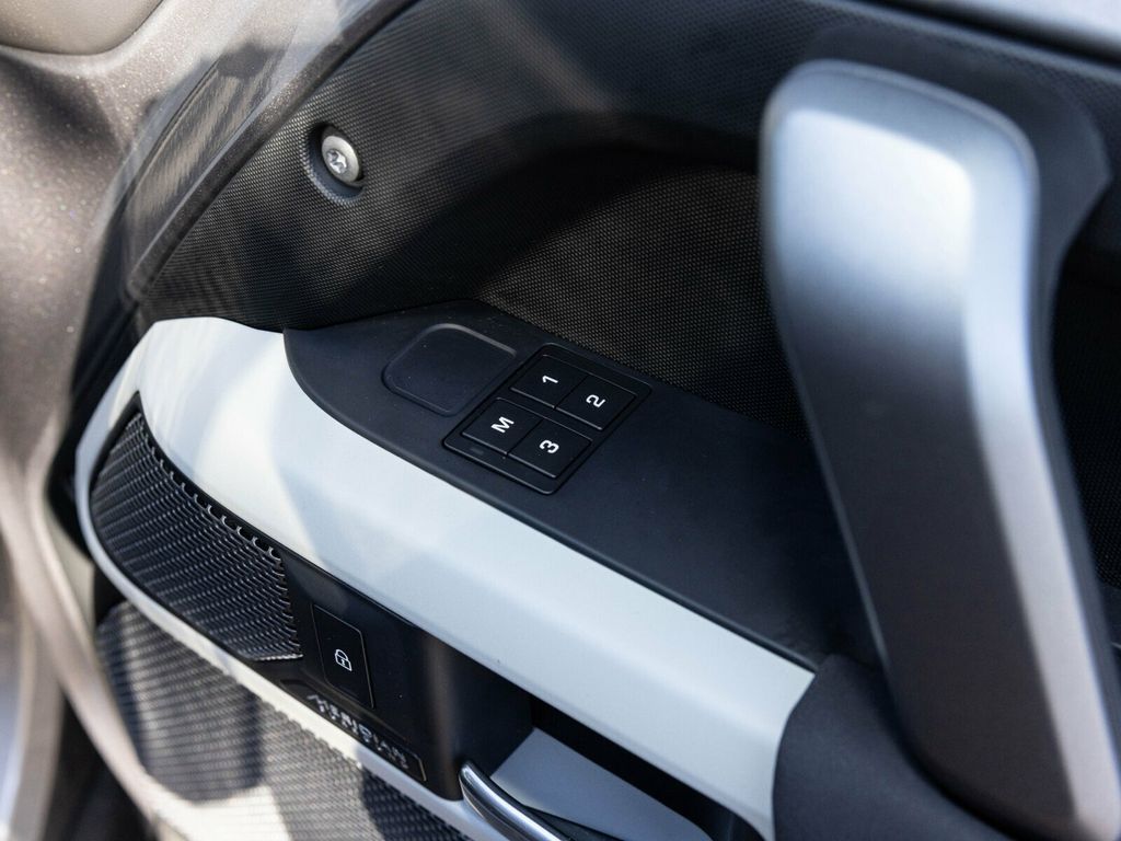 2023 Land Rover Defender 110 X-Dynamic SE AWD, Cold Climate Pack, Extend. Black, Hitch - 22951878 - 63