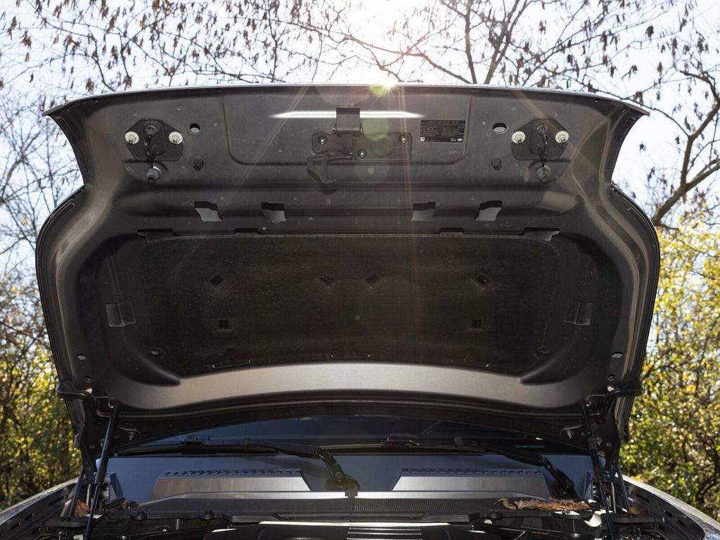 2023 Land Rover Defender 110 X-Dynamic SE AWD, Cold Climate Pack, Extend. Black, Hitch - 22951878 - 80